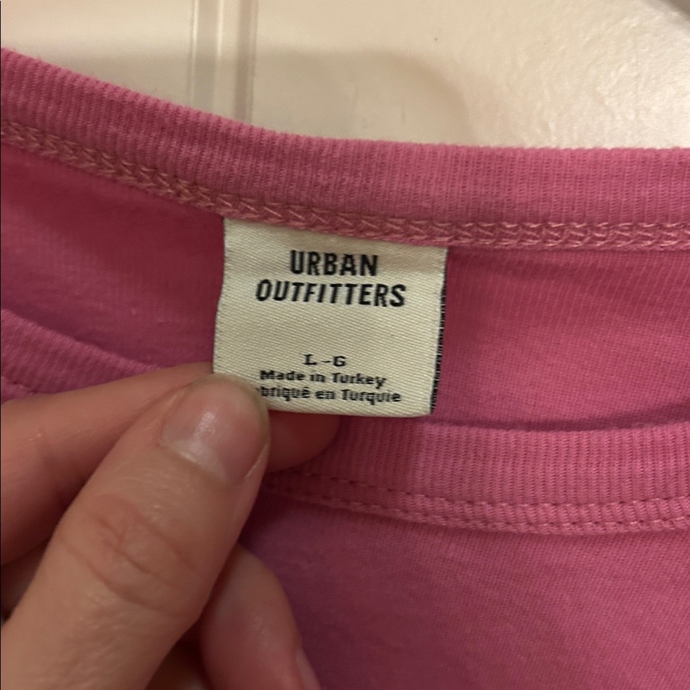 Urban Outfitters L Tiger Pink Tee - Picture 2 of 3
